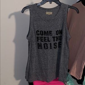 Gray tank top